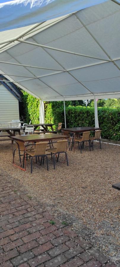 Apartament Garden Flat At The Infamous Piltdown Man Pub Fletching Zewnętrze zdjęcie